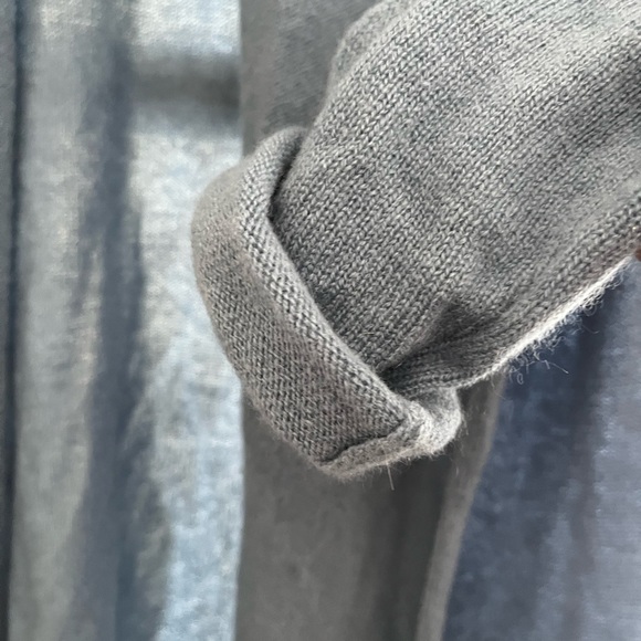 Club Monaco cardigan - Picture 2 of 2